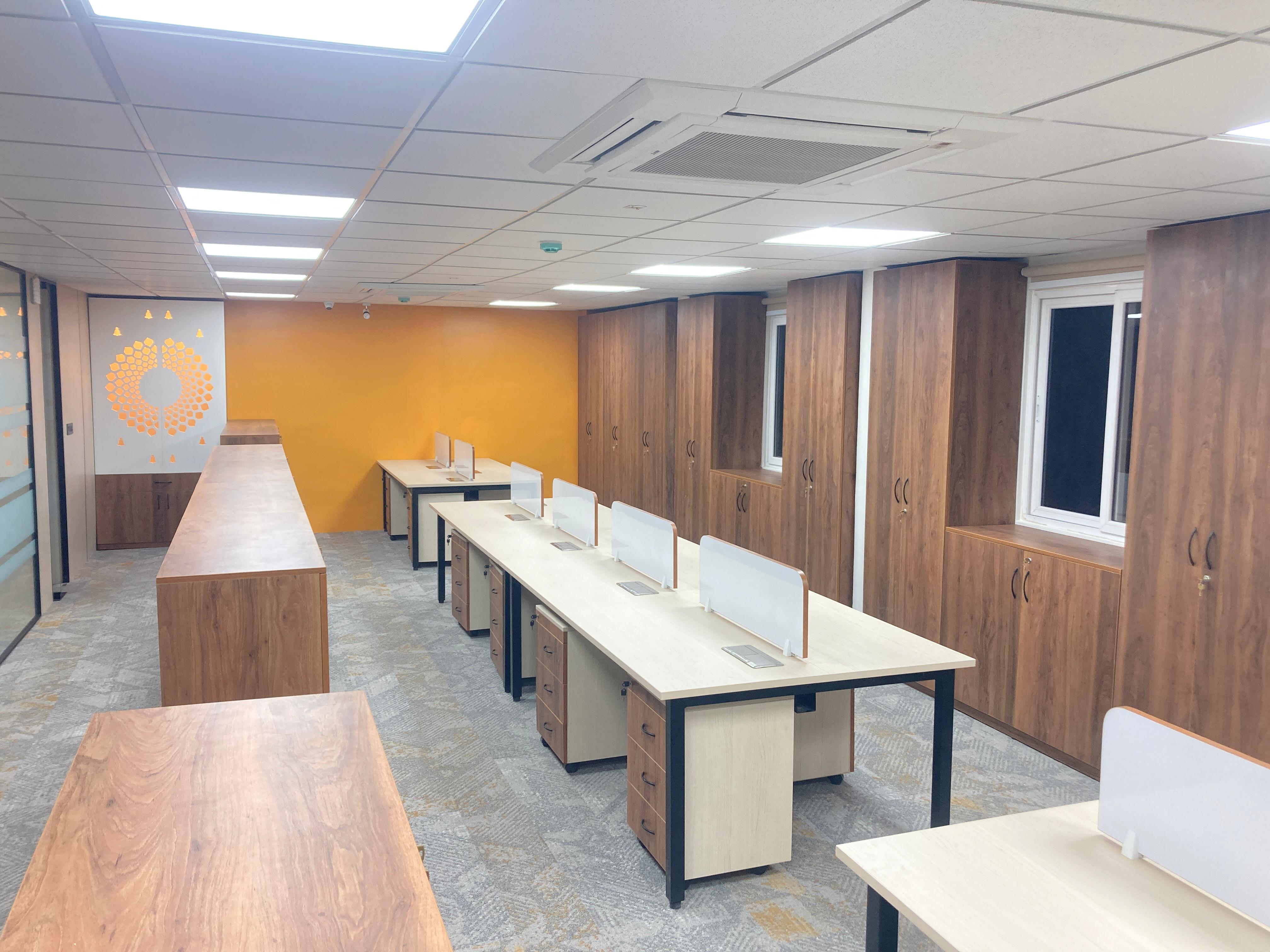 Back To Back Modular Workstation Offcie Interior Designer in Pondicherry